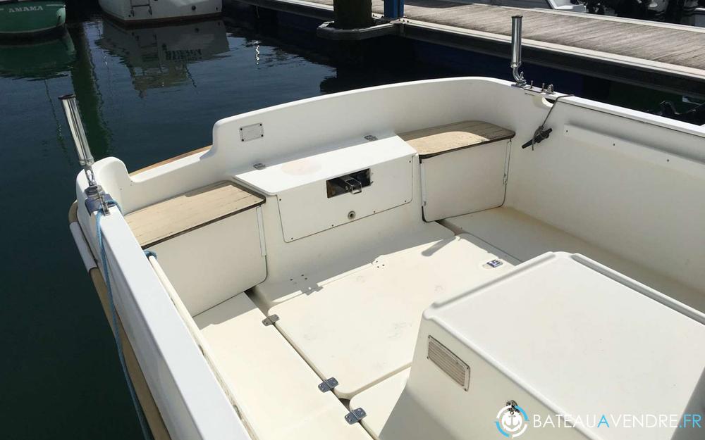 Beneteau Antares 620 interieur photo 5