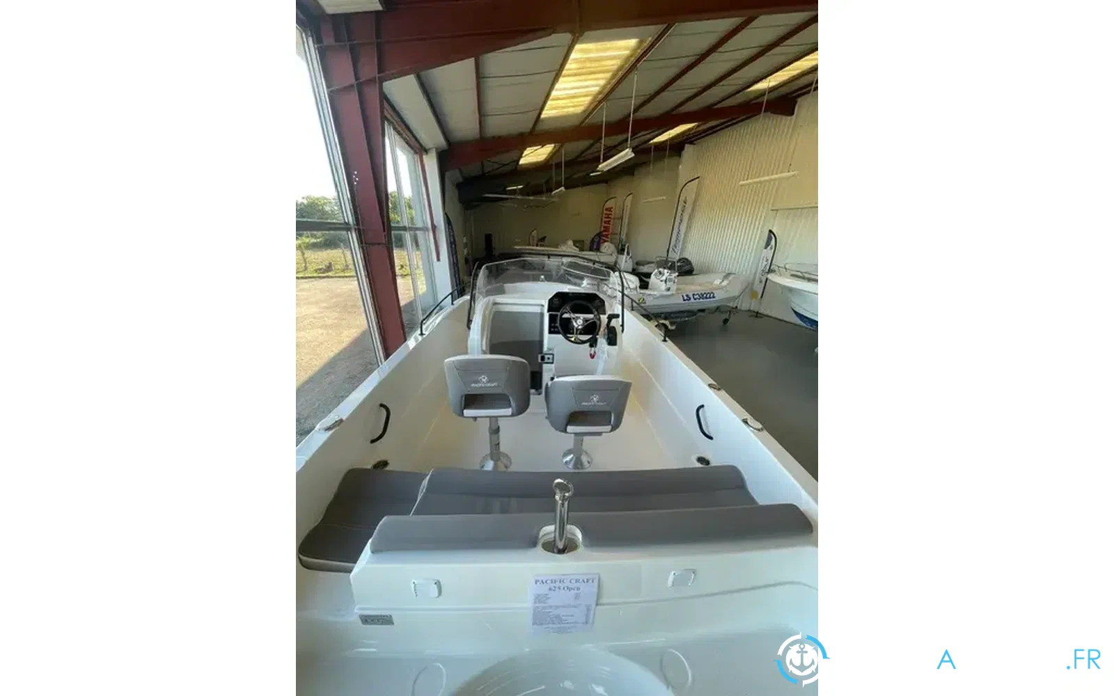 slider 2 Pacific Craft 625 Open Trendy