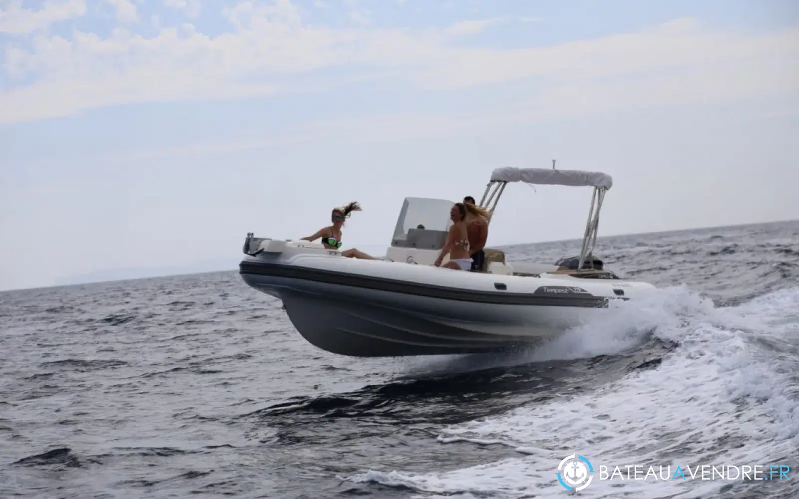 slider 4 Capelli Tempest 775 Open