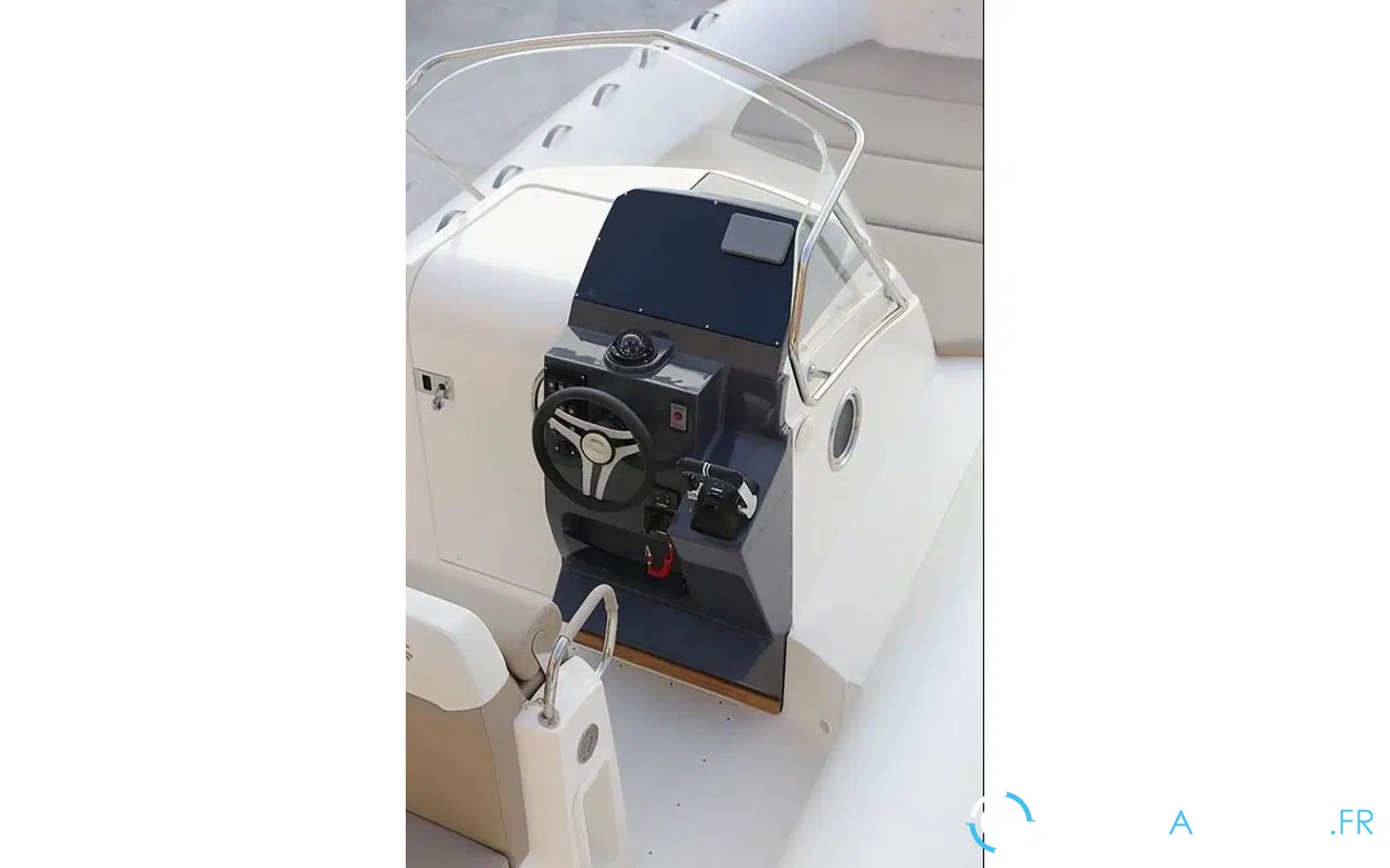 slider 5 Capelli Tempest 850 Open