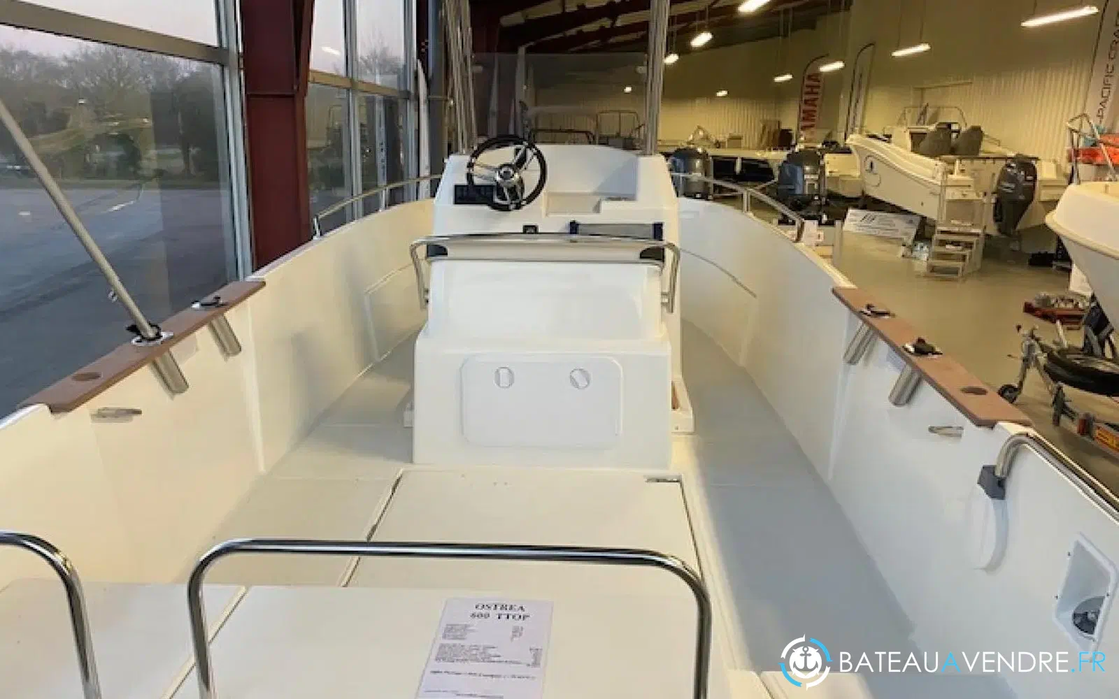 slider 3 Ocqueteau Ostrea 600 T-Top