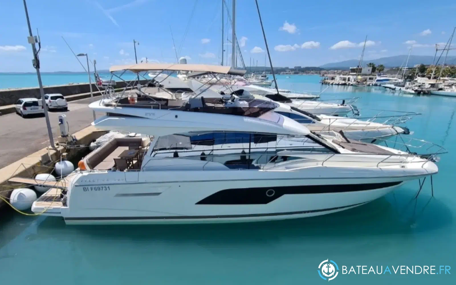 slider 0 Jeanneau Prestige 520 Fly