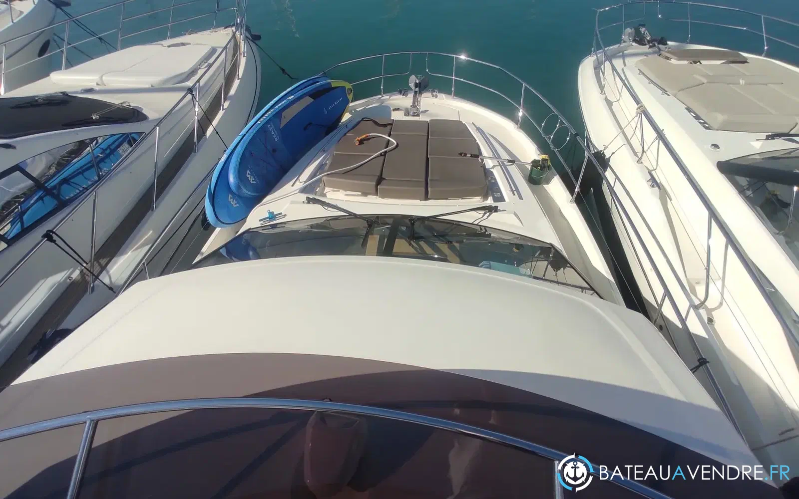 slider 5 Jeanneau Prestige 520 Fly