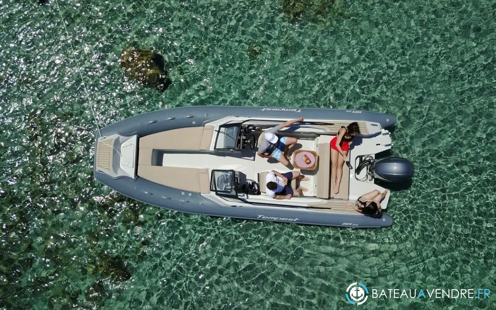 slider 1 Capelli Tempest 650 BR