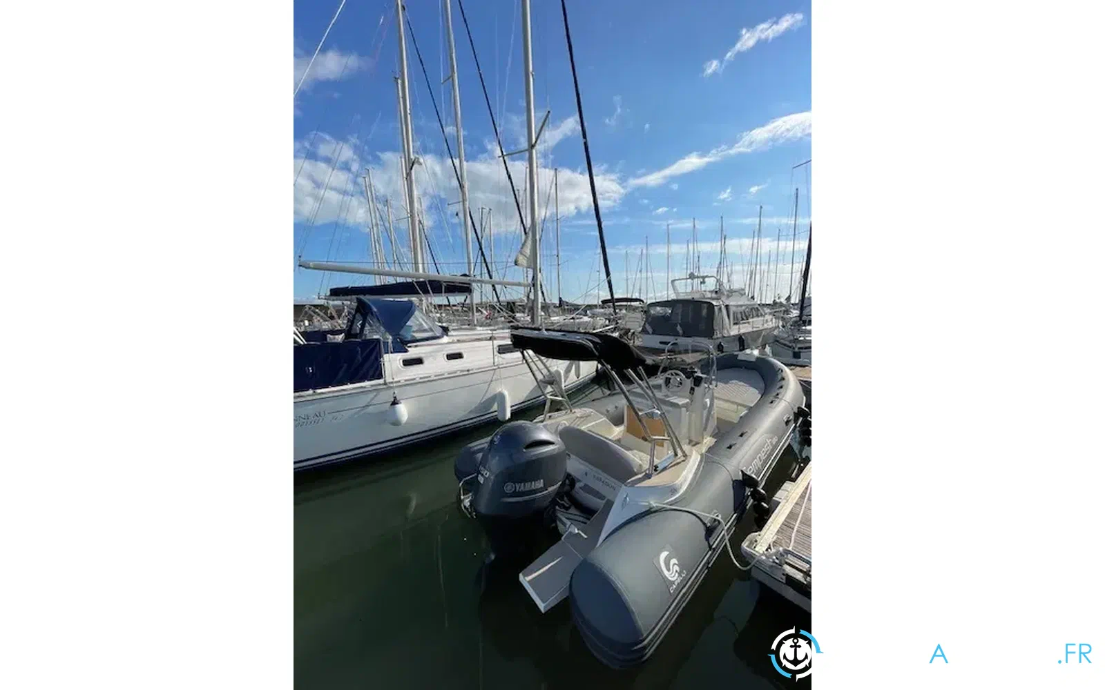 slider 3 Capelli Tempest 650 Open
