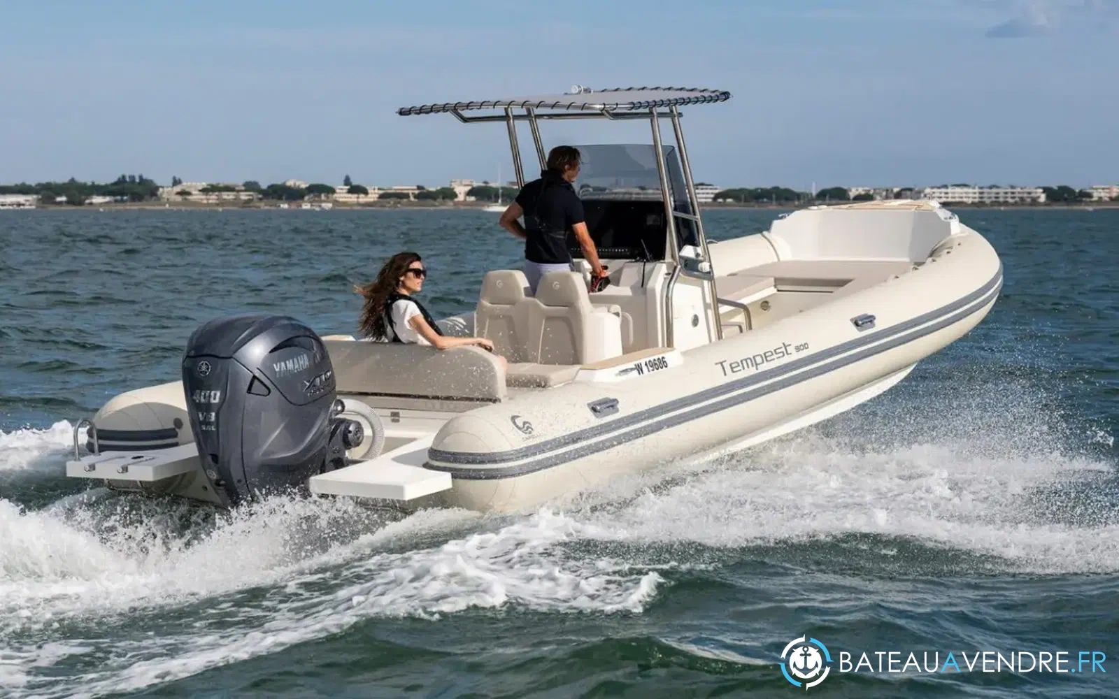 slider 0 Capelli Tempest 900 Luxe
