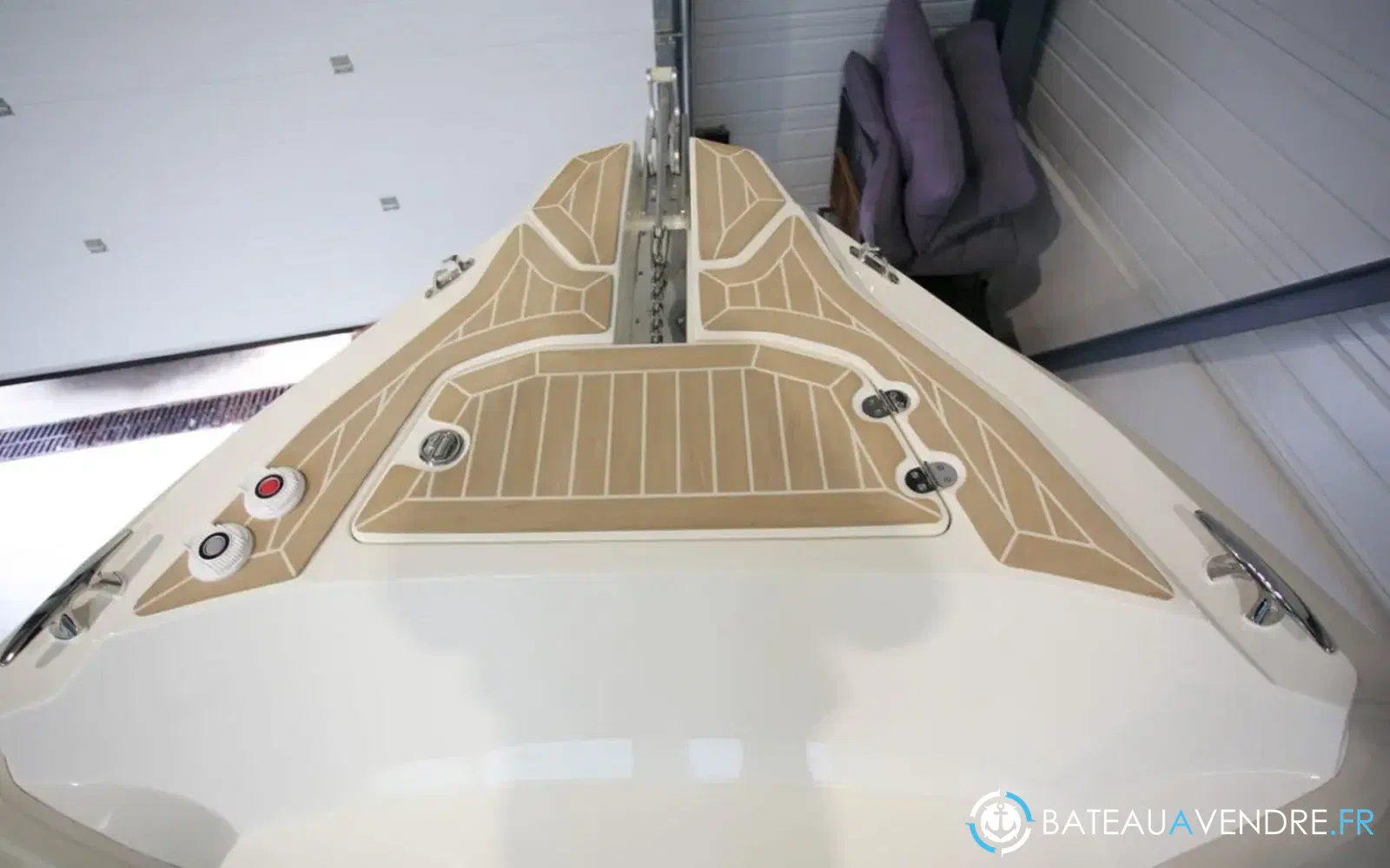 slider 3 Capelli Tempest 900 Luxe