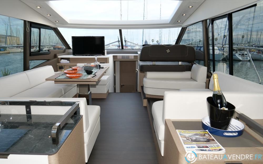 Jeanneau Prestige 590 S interieur photo 2