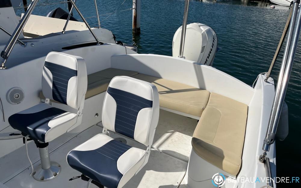 Beneteau Flyer 750 Sun Deck interieur photo 5