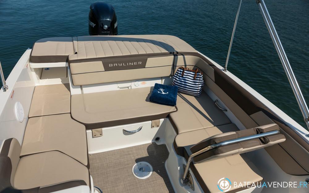 Bayliner VR6 OB interieur photo 5