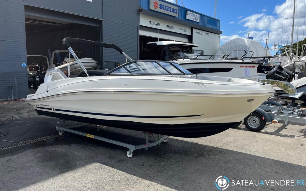 Bayliner VR6 exterieur photo de présentation