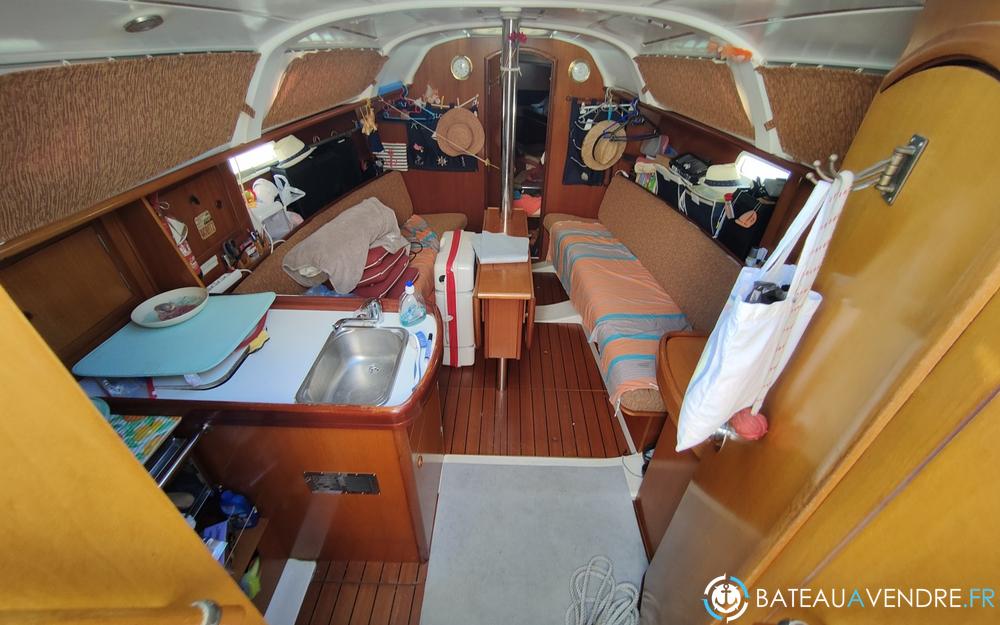 Beneteau Oceanis 311 Clipper interieur photo 3