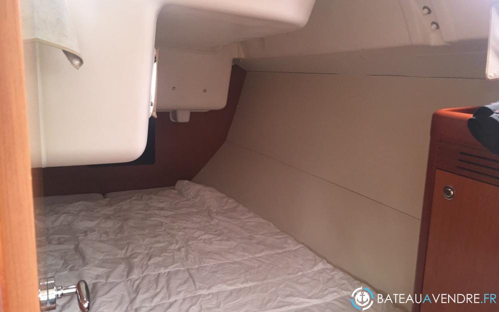 Beneteau Oceanis 37 interieur photo 5