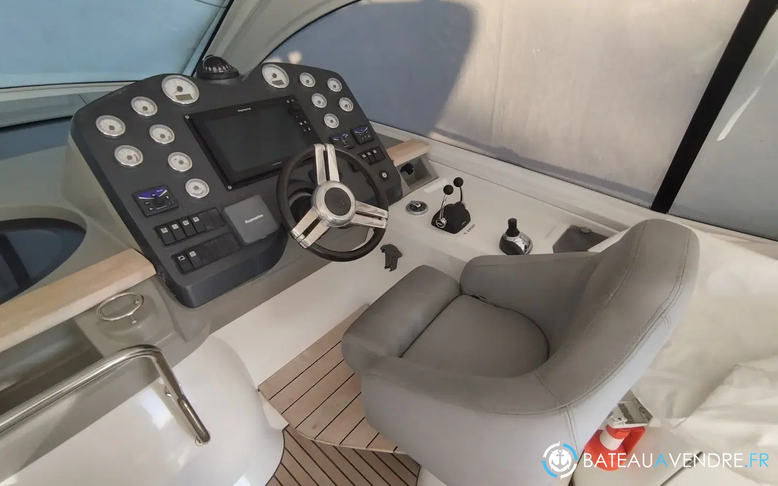 slider 1 Beneteau Monte Carlo 42