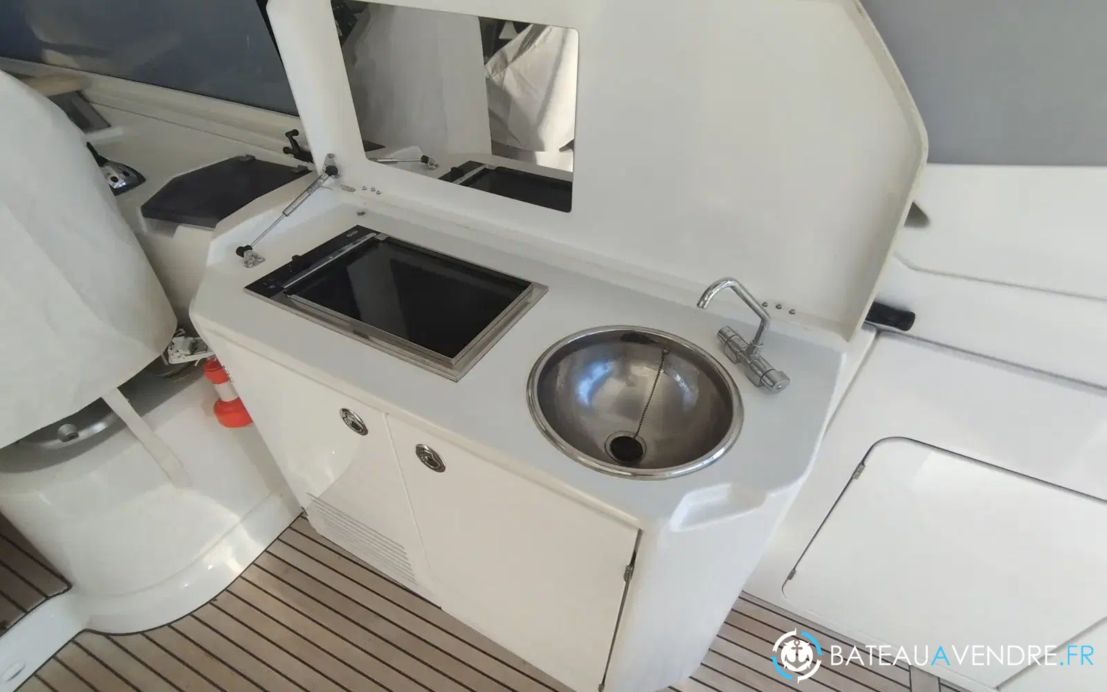 slider 2 Beneteau Monte Carlo 42
