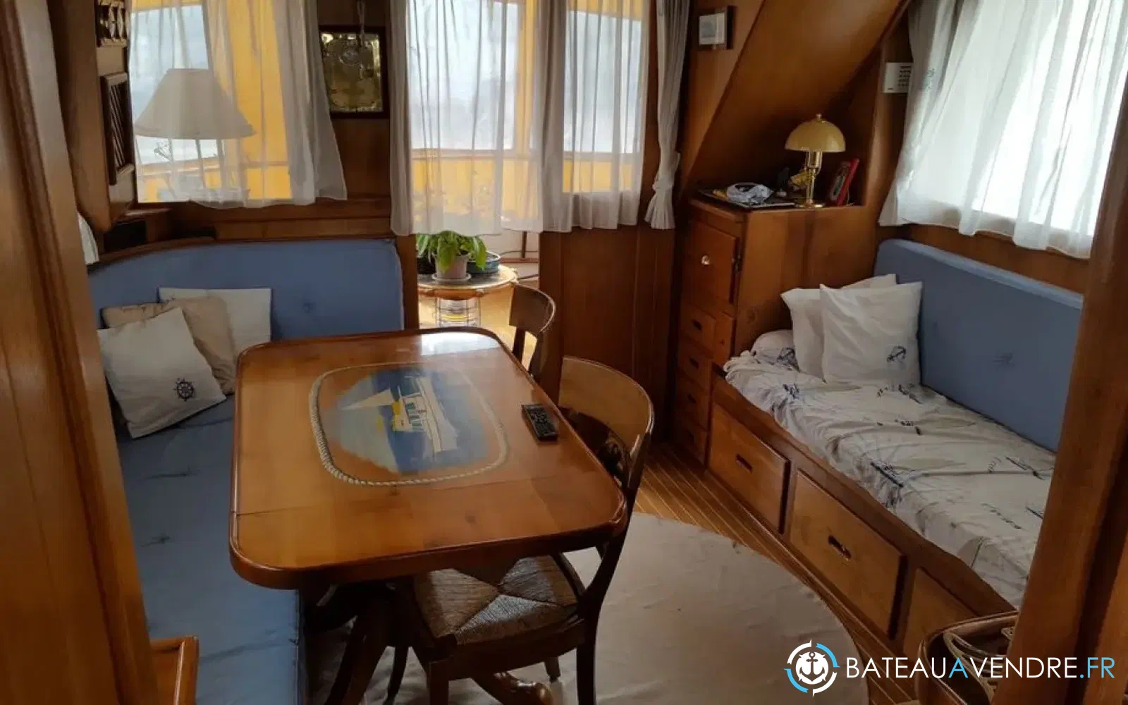 slider 7 Grand Banks 42 Europa