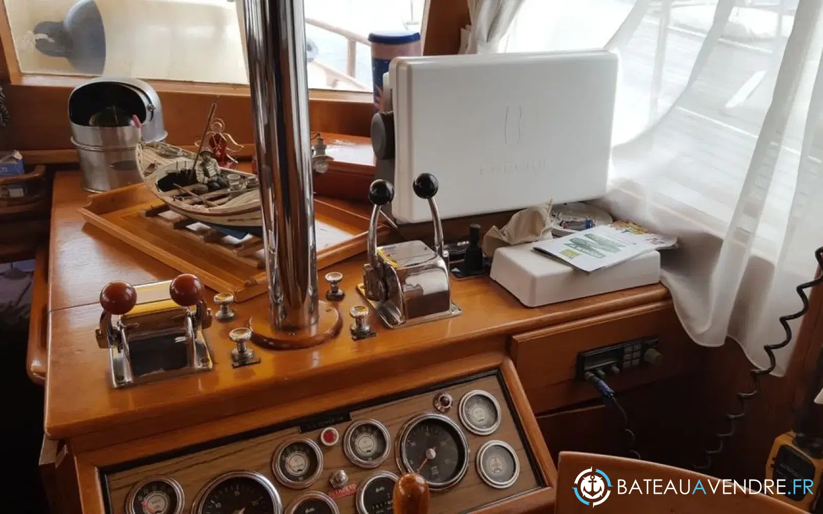 slider 8 Grand Banks 42 Europa