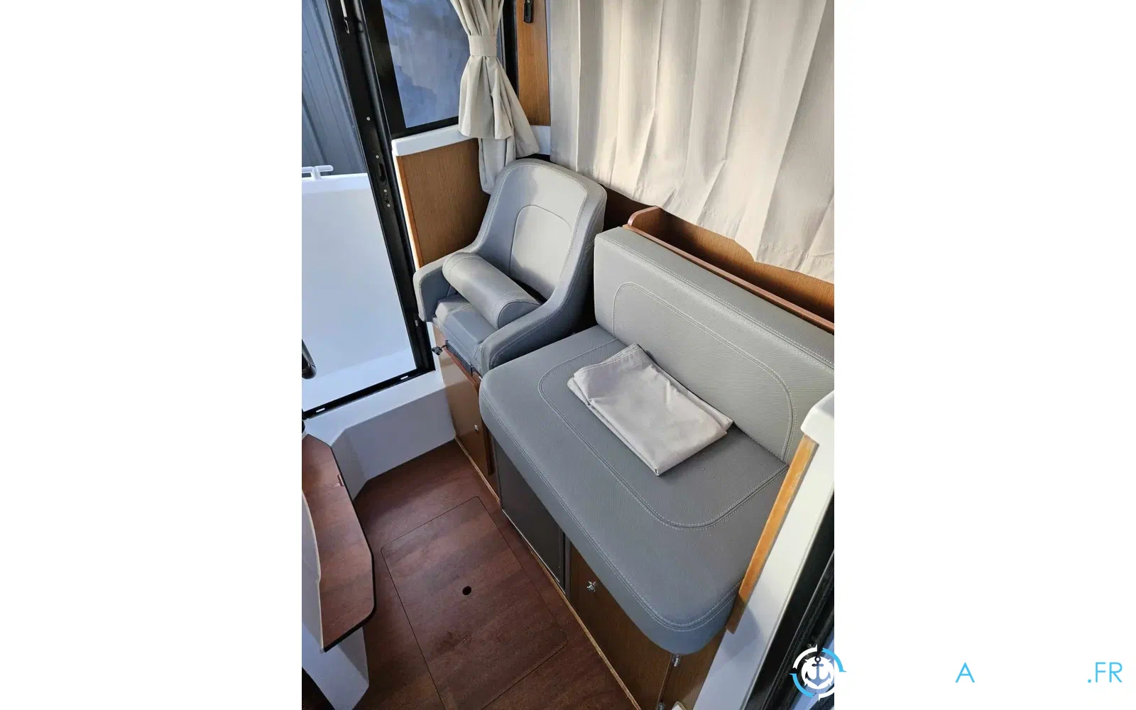 slider 11 Beneteau Barracuda 7