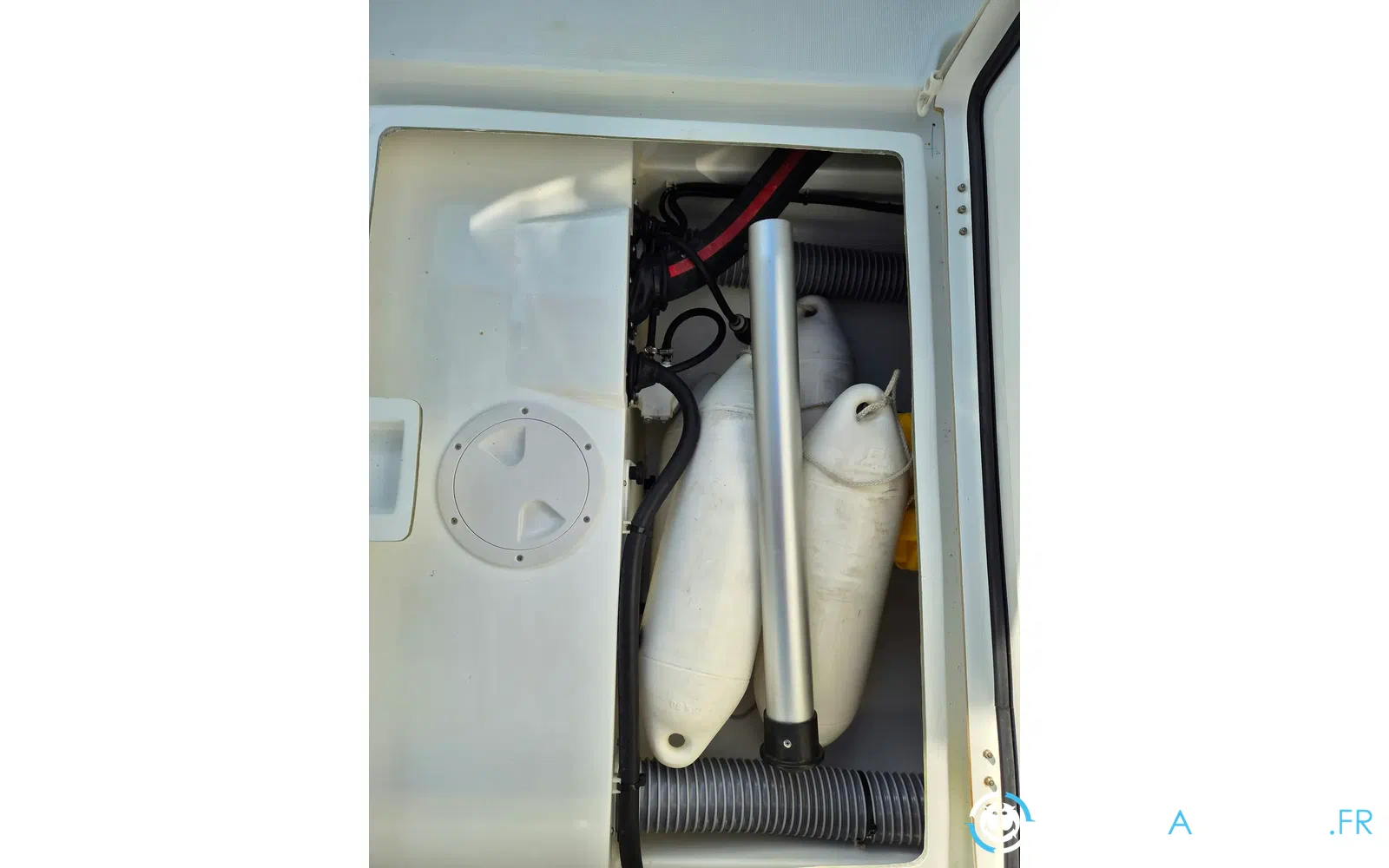slider 10 Jeanneau Cap Camarat 5.5 CC Serie 2
