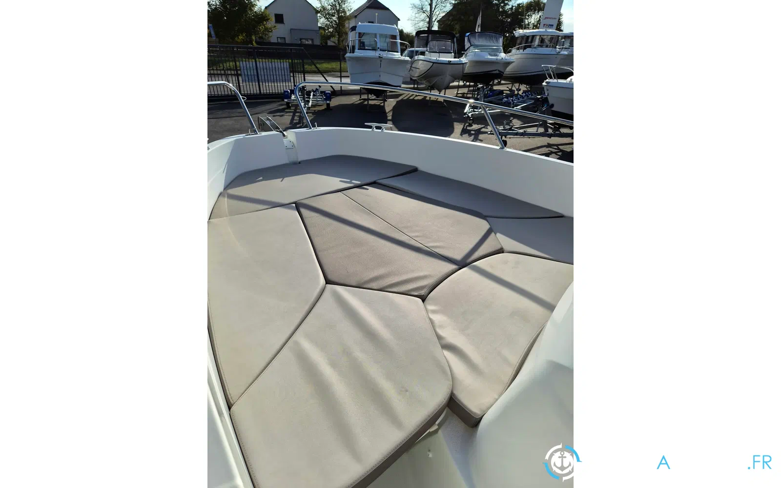 slider 13 Jeanneau Cap Camarat 5.5 CC Serie 2
