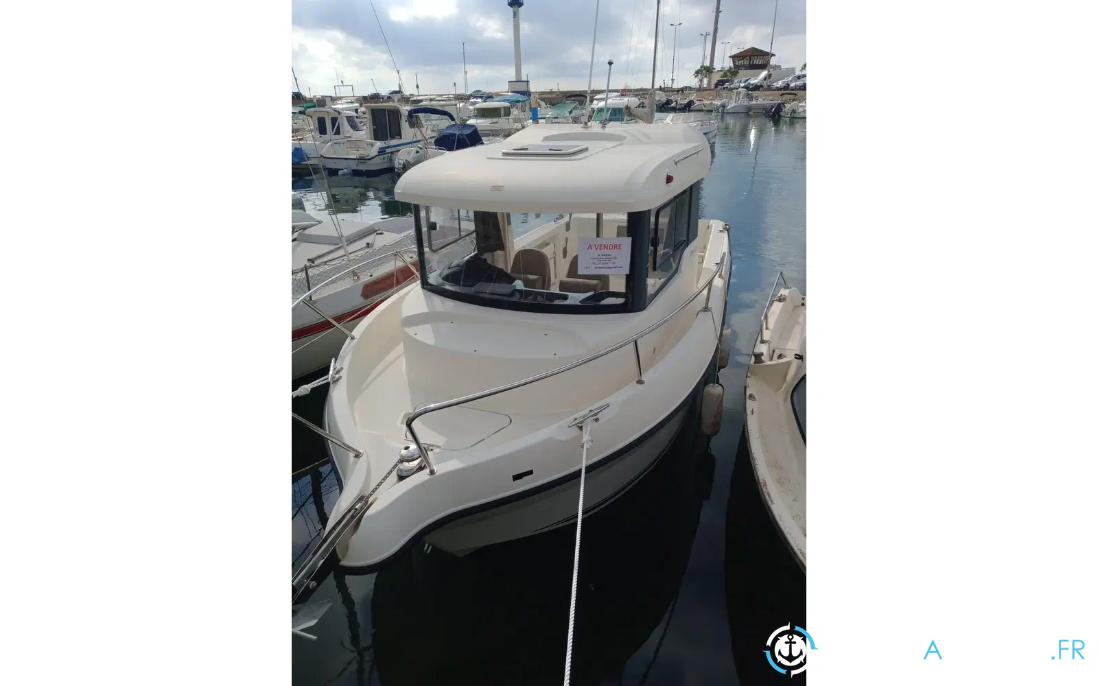 slider 1 Arvor 690