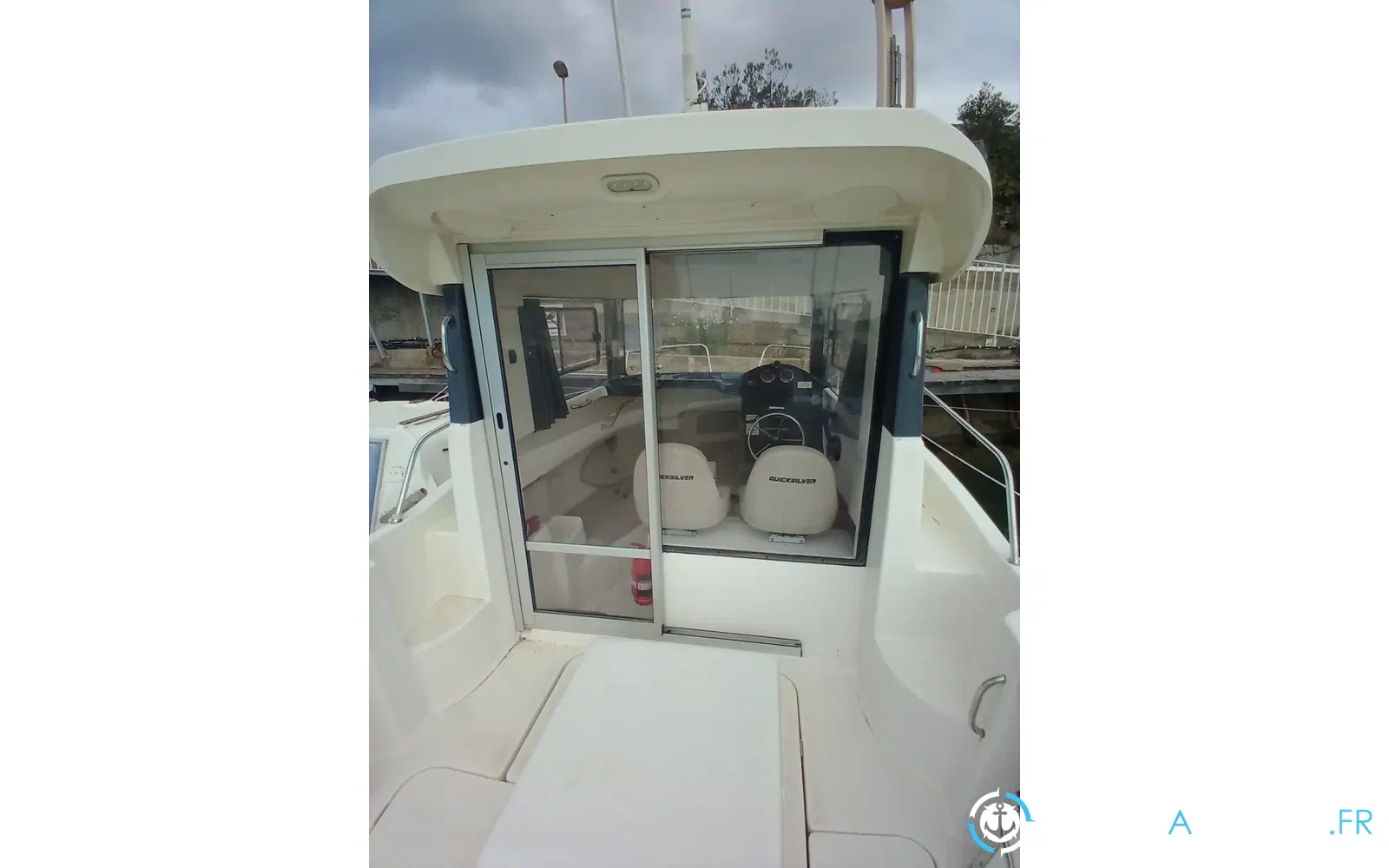 slider 8 Arvor 690