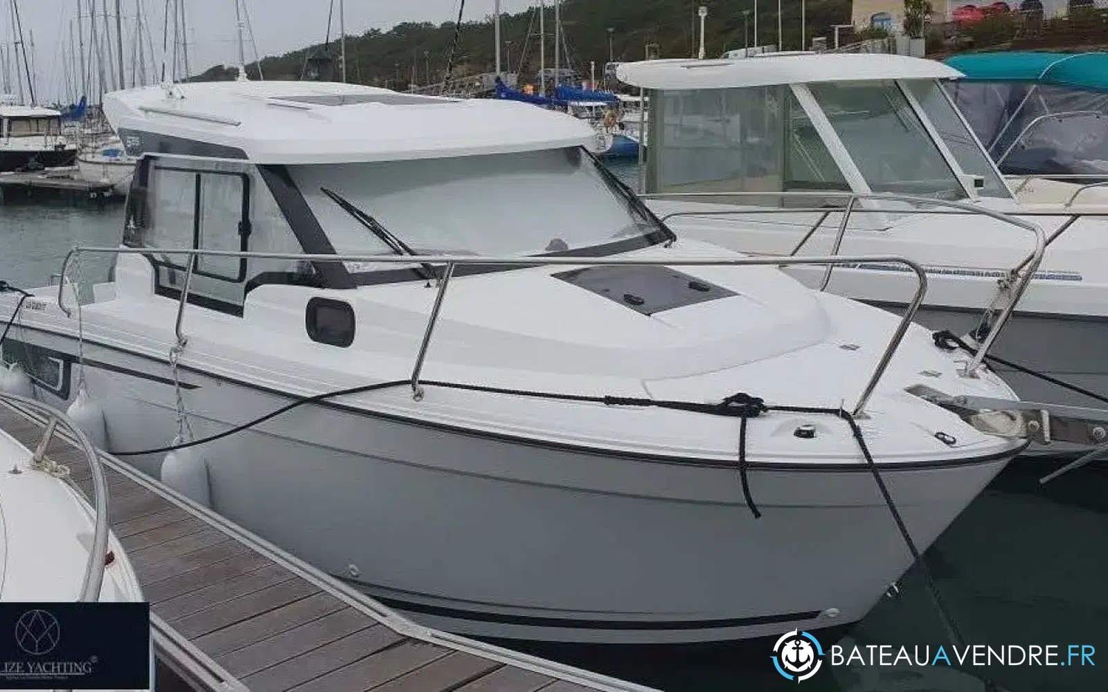 slider 0 Jeanneau Merry Fisher 695