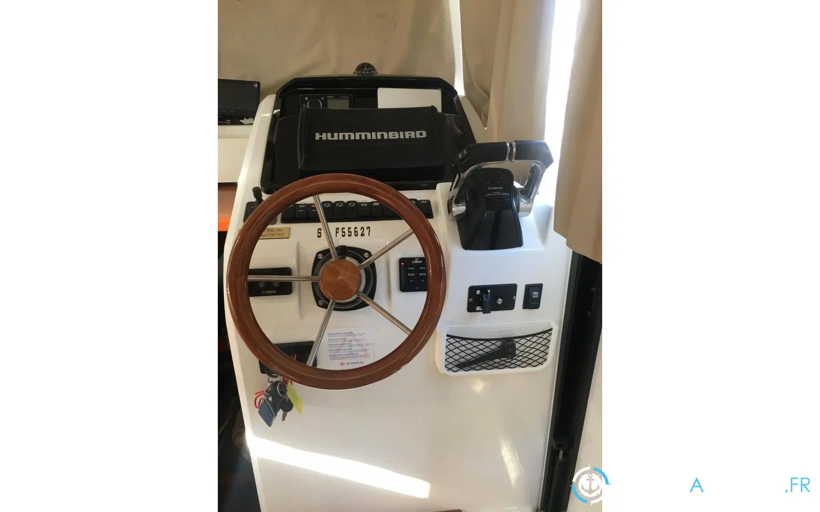 slider 8 Jeanneau Merry Fisher 855 Marlin