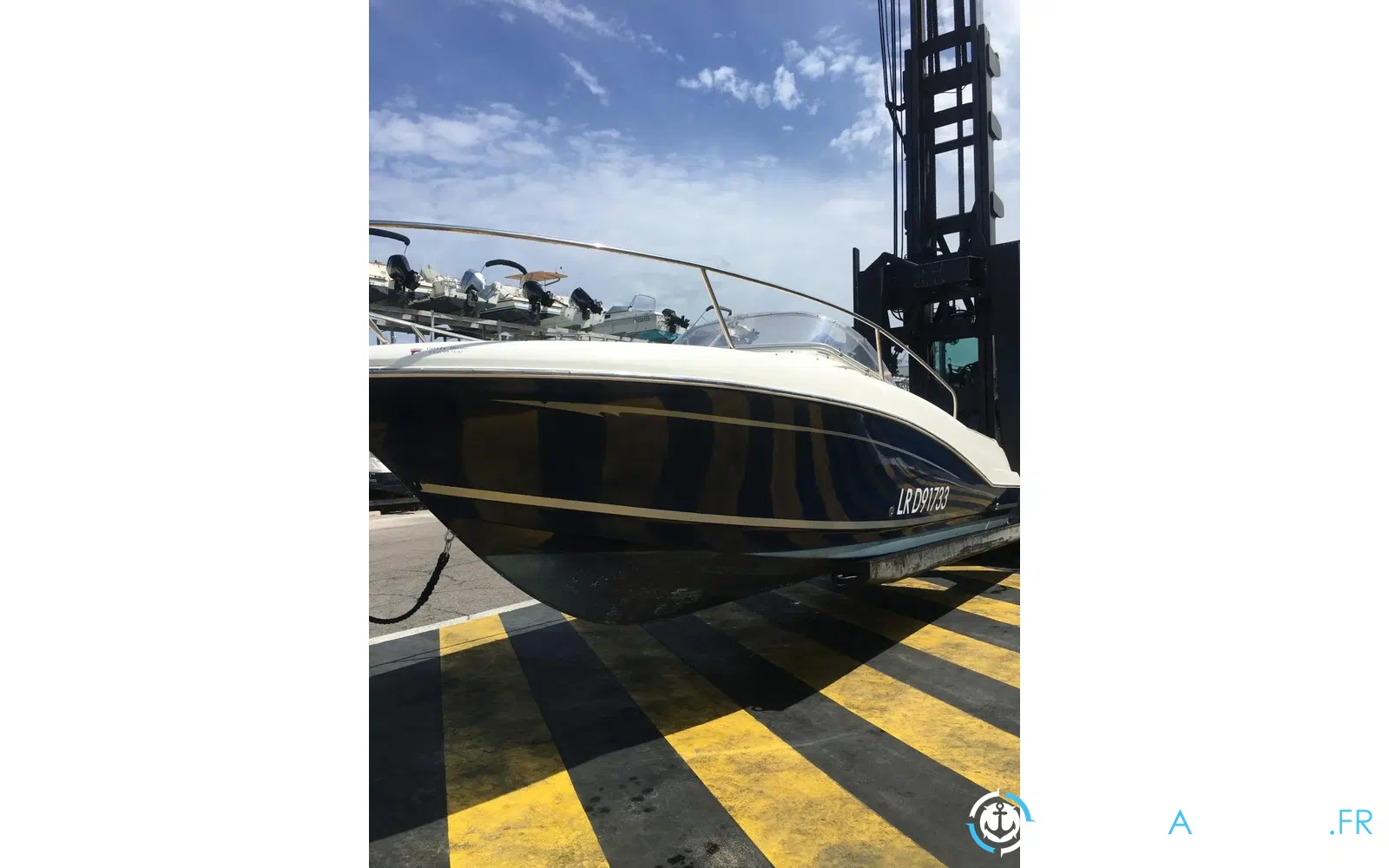 slider 0 Jeanneau Cap Camarat 755 WA