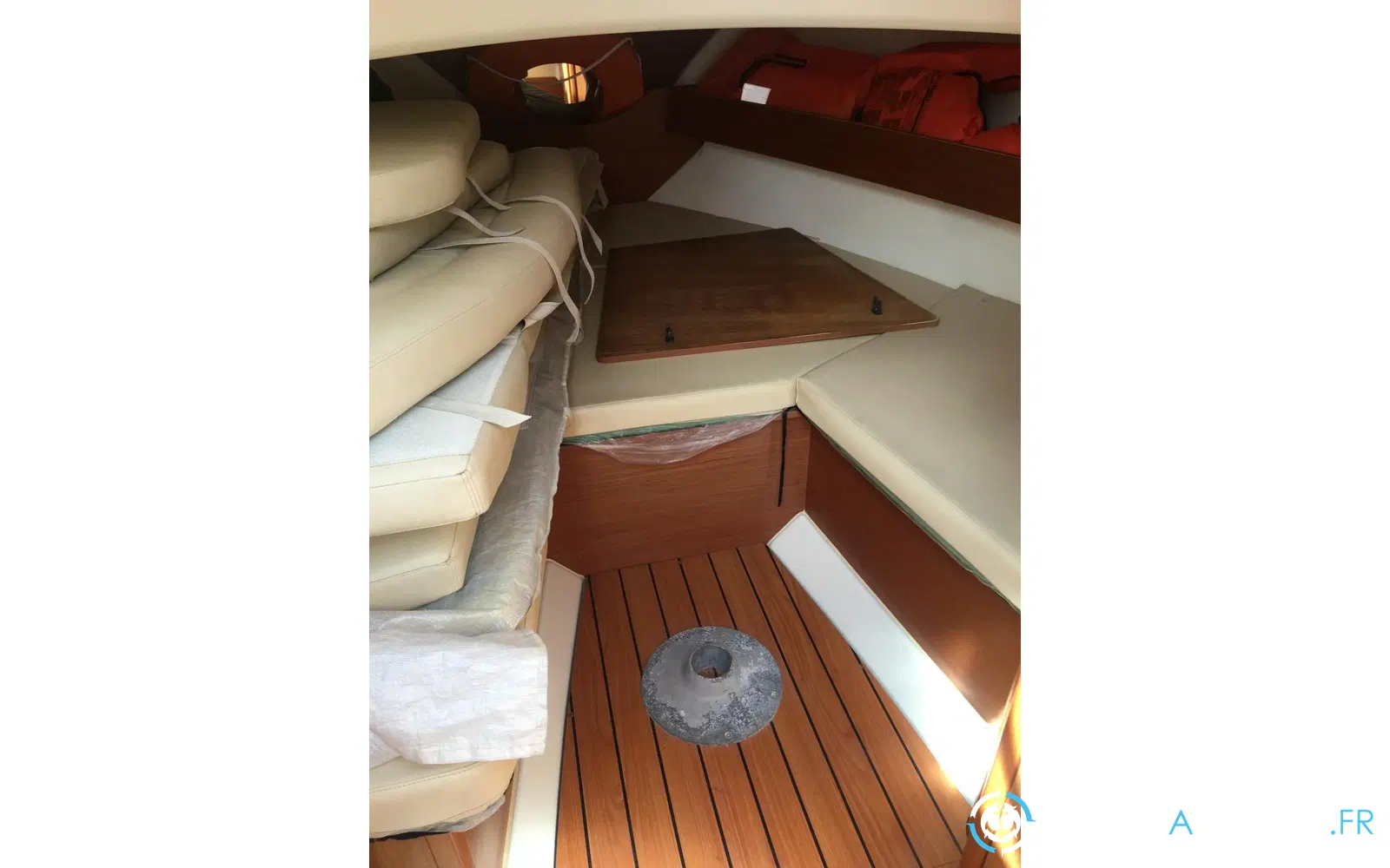 slider 5 Jeanneau Cap Camarat 755 WA