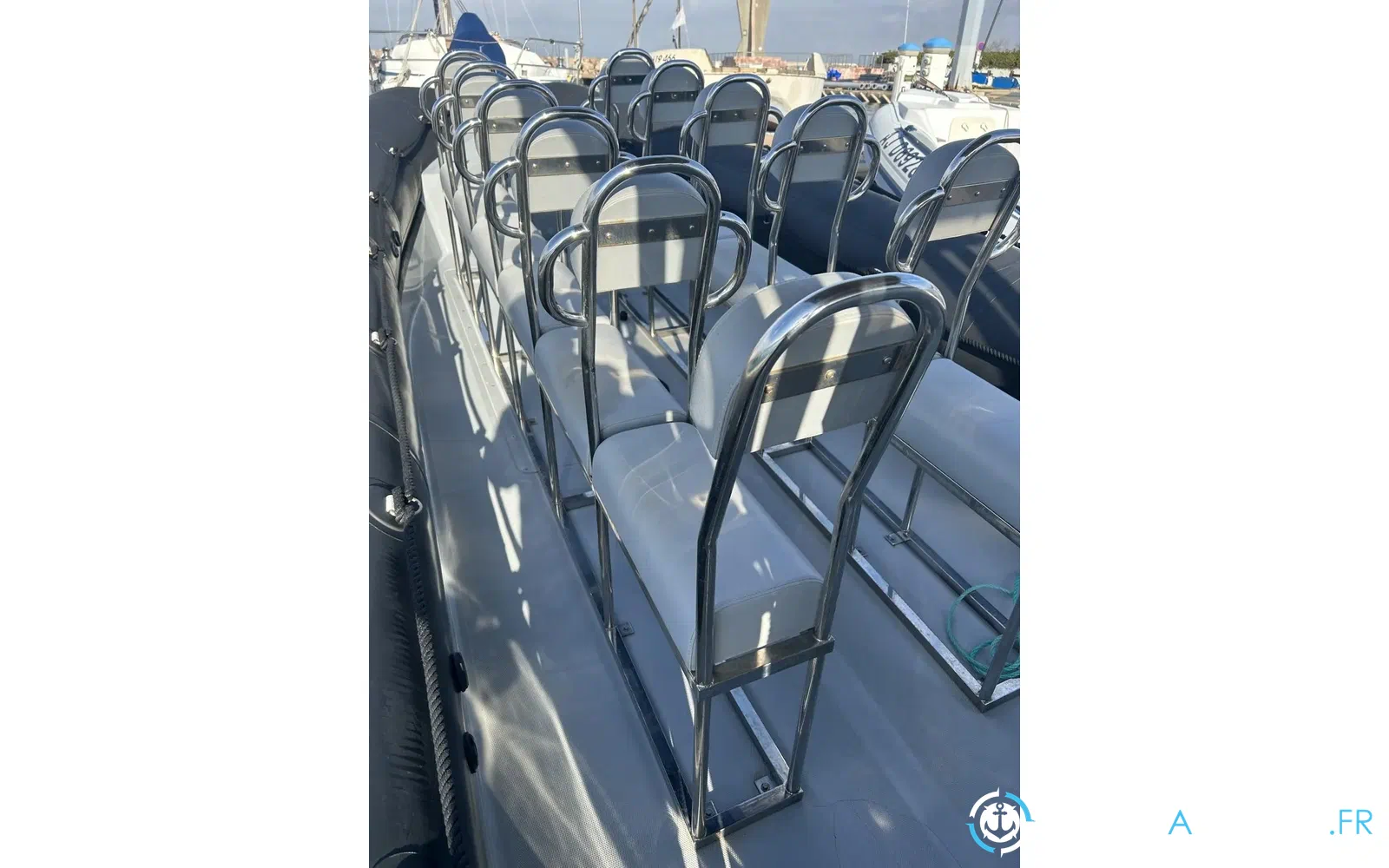 slider 0 Vanguard Marine DR-900