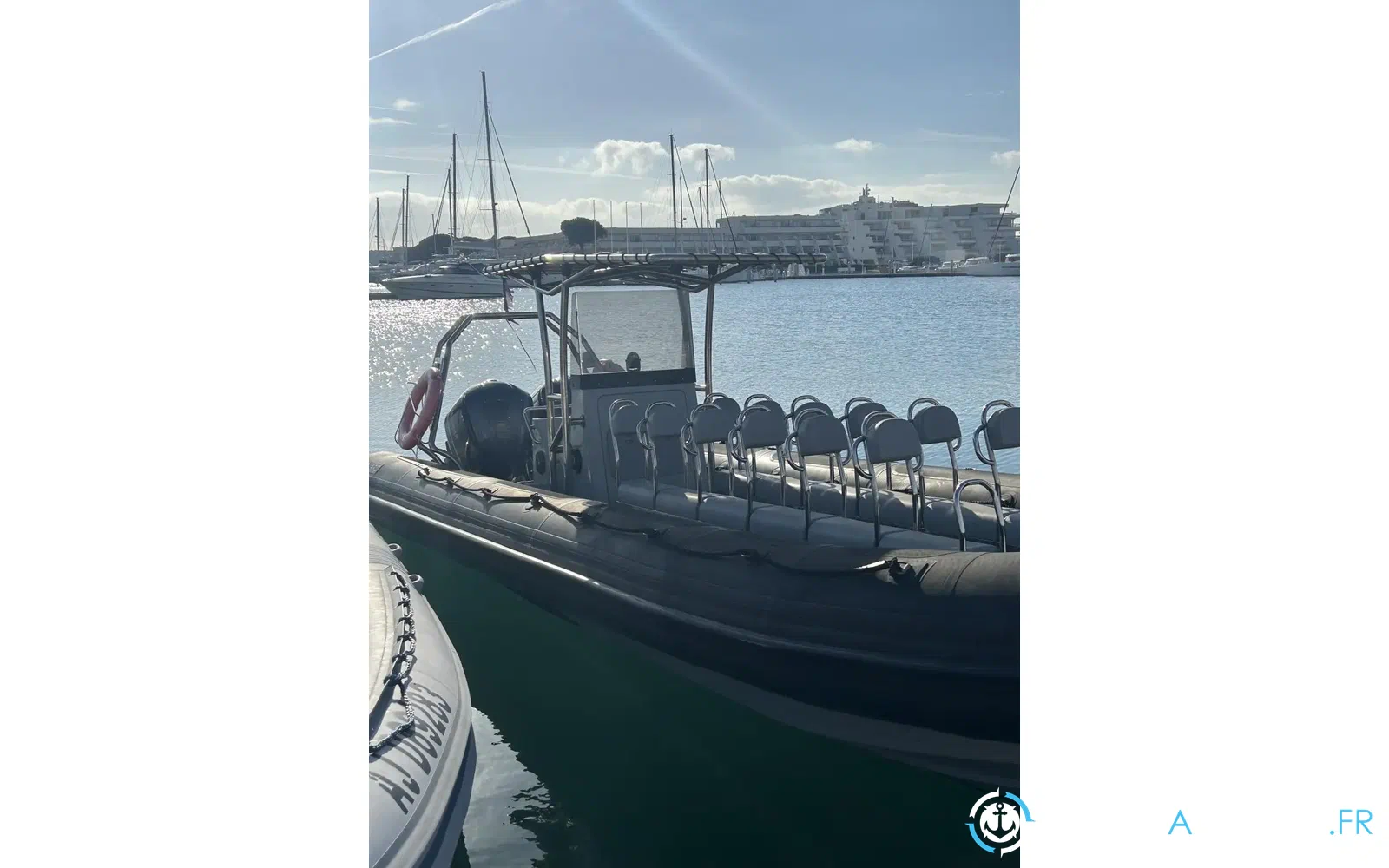 slider 3 Vanguard Marine DR-900
