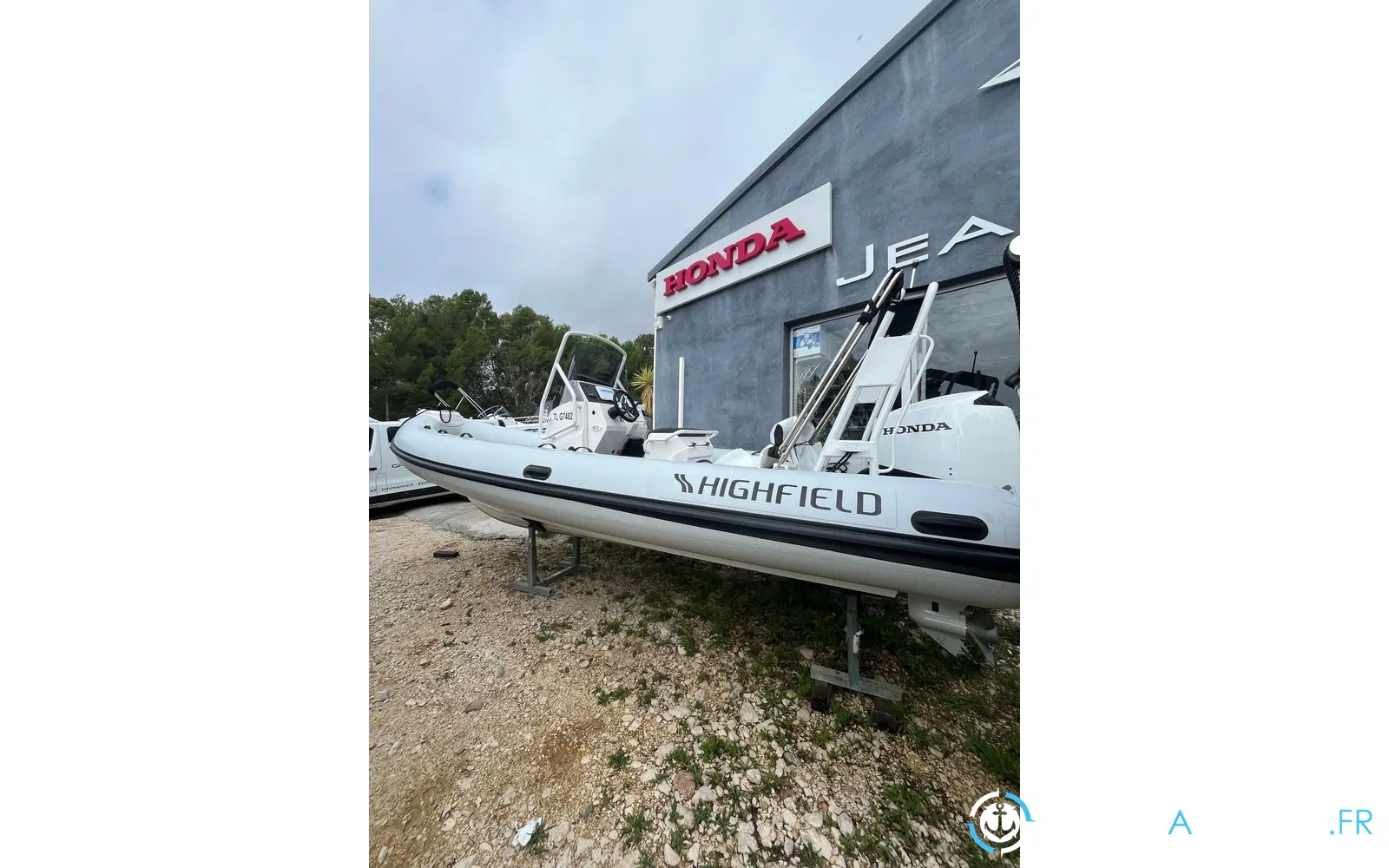 slider 12 Highfield Sport Med 600