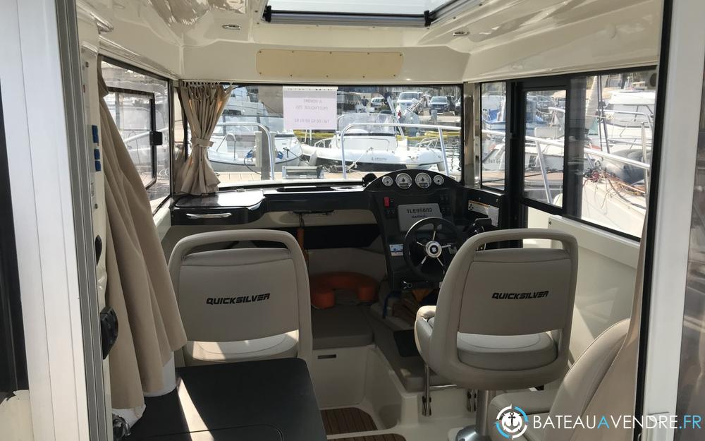 Quicksilver 755 Pilothouse interieur photo 2