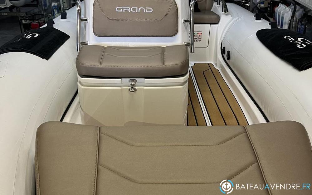 Grand G 420 interieur photo 3