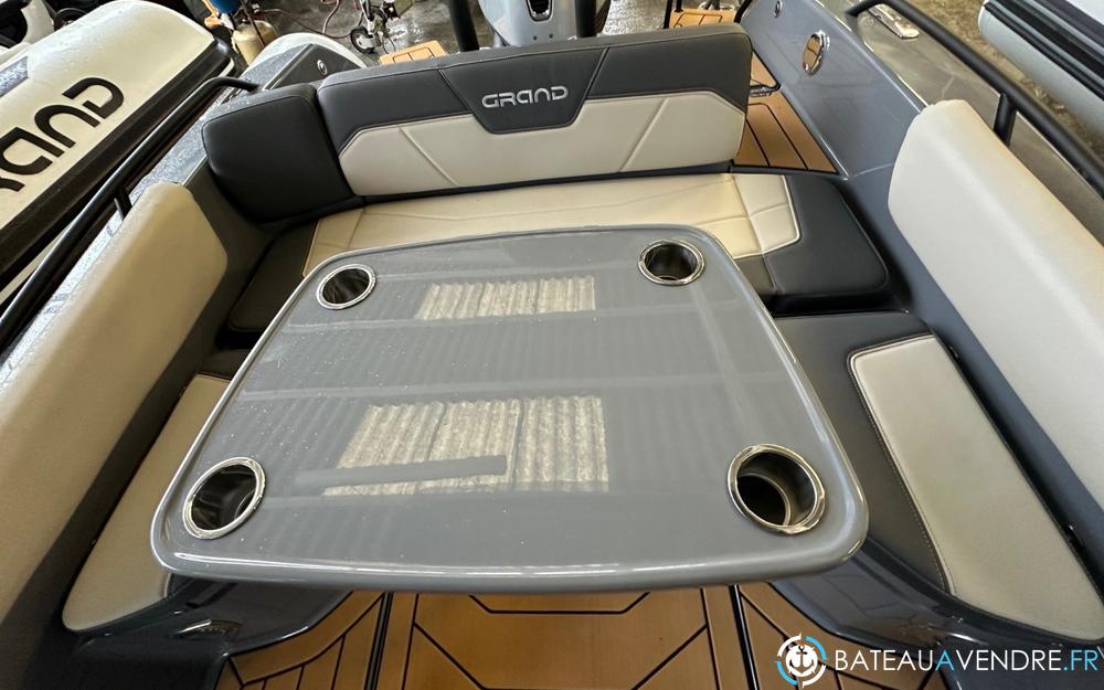 Grand Golden Line G750 interieur photo 3