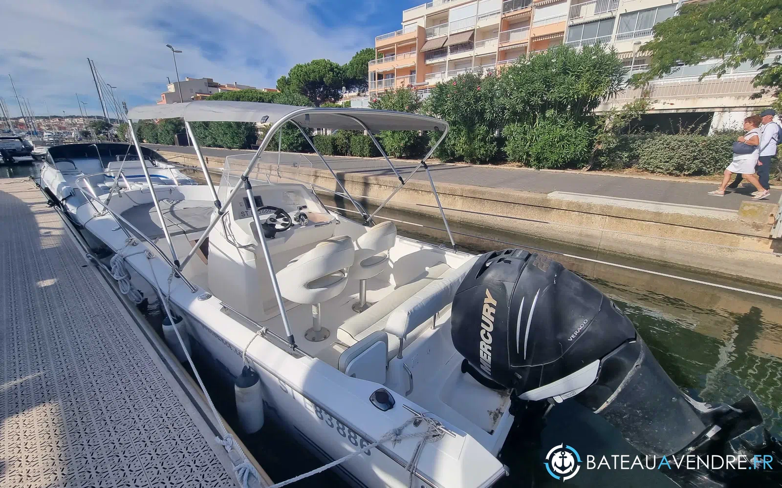 slider 2 Kelt White Shark 226