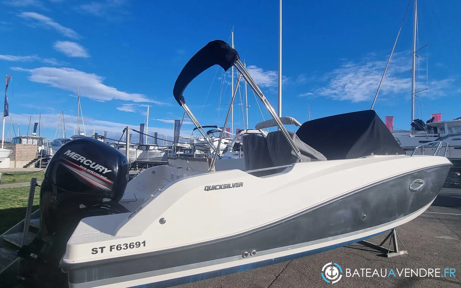 slider 3 Quicksilver 675 Open
