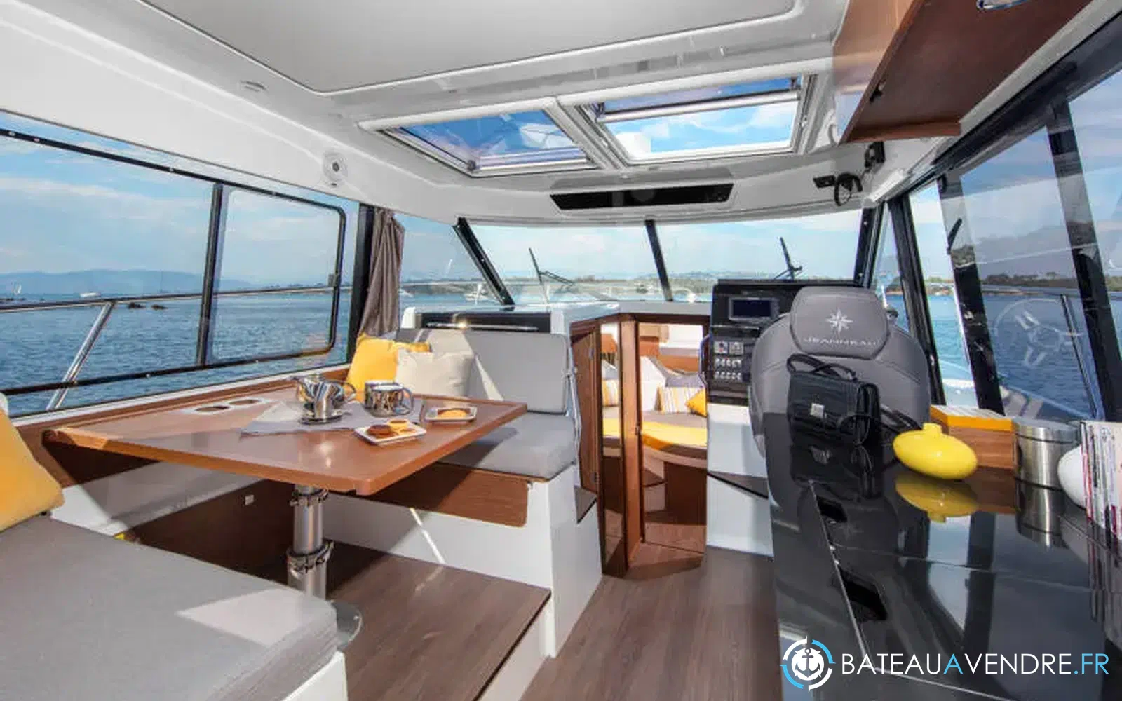 slider 2 Jeanneau Merry Fisher 1095