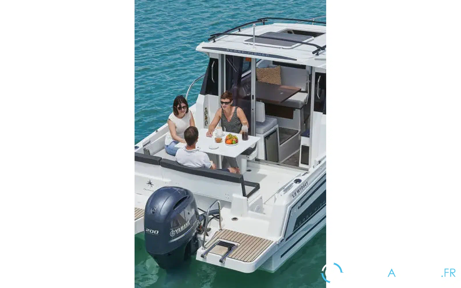 slider 10 Jeanneau Merry Fisher 795 Serie 2