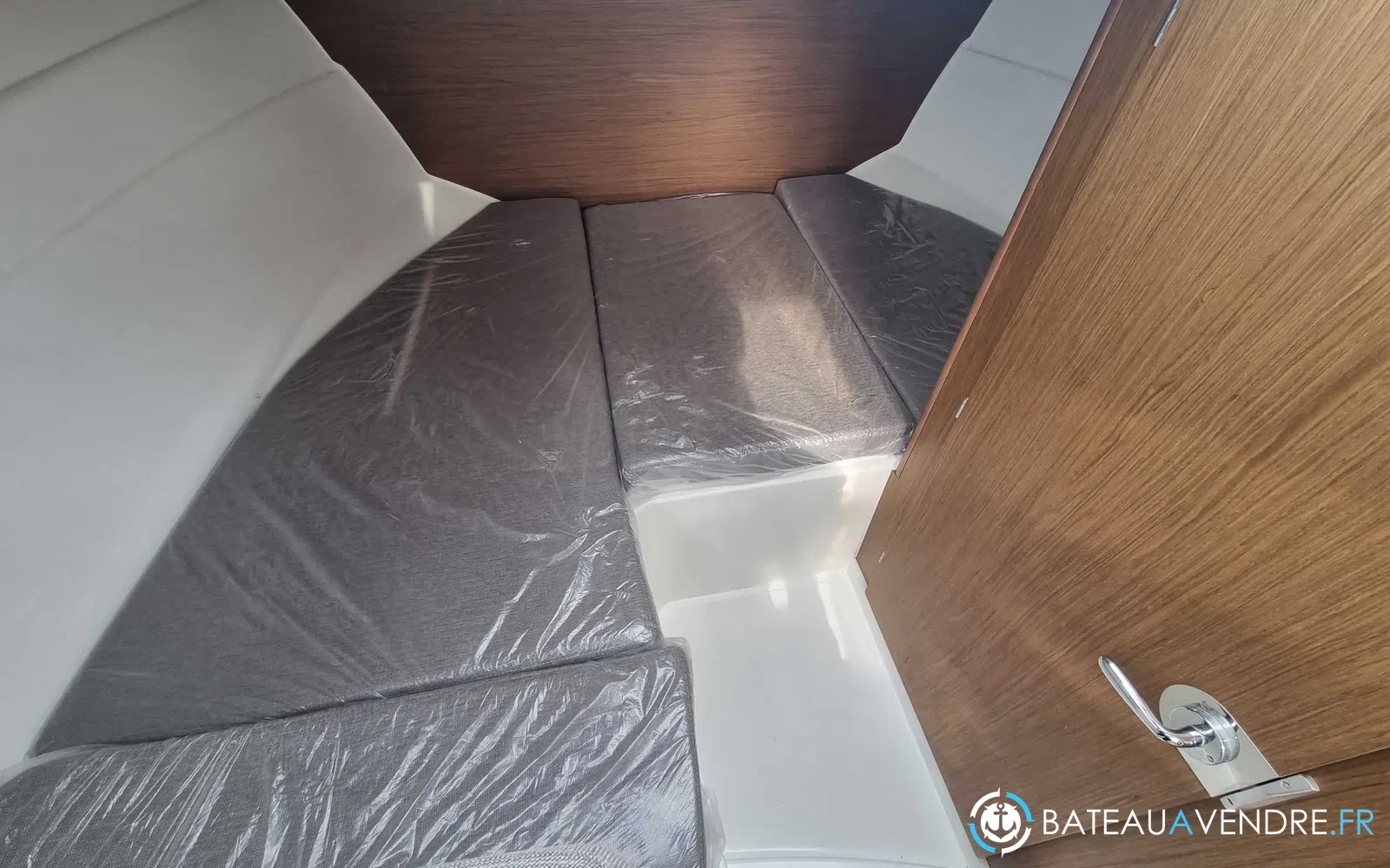 slider 9 Beneteau Antares 7 OB
