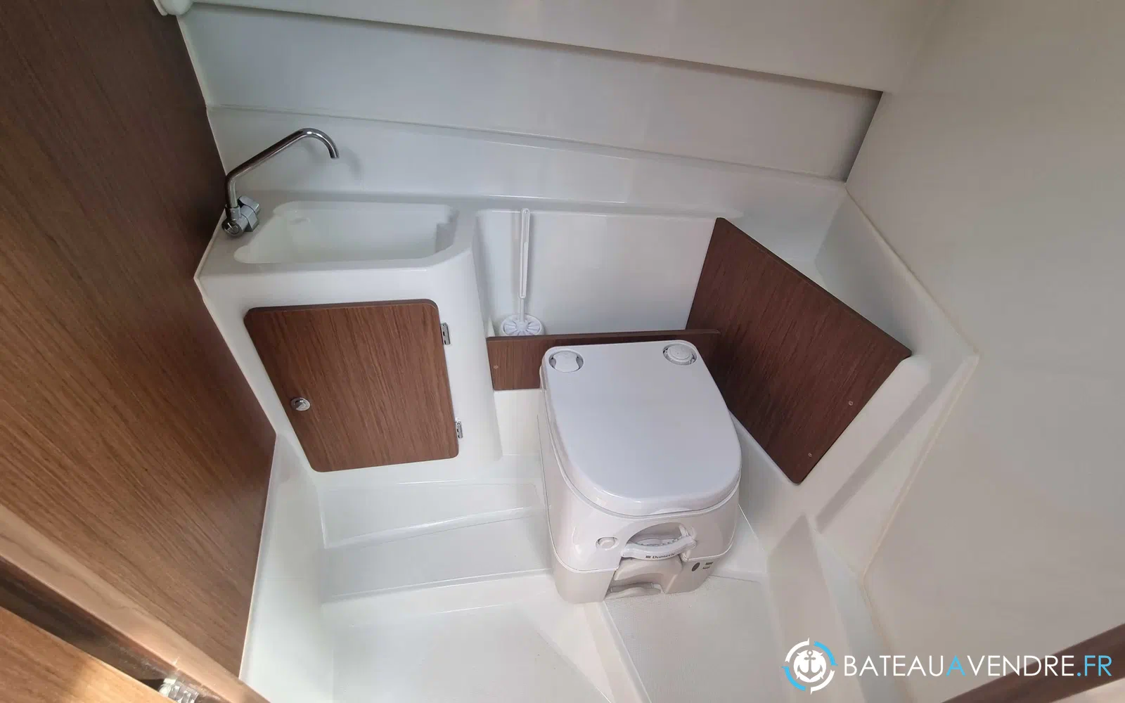 slider 10 Beneteau Antares 7 OB
