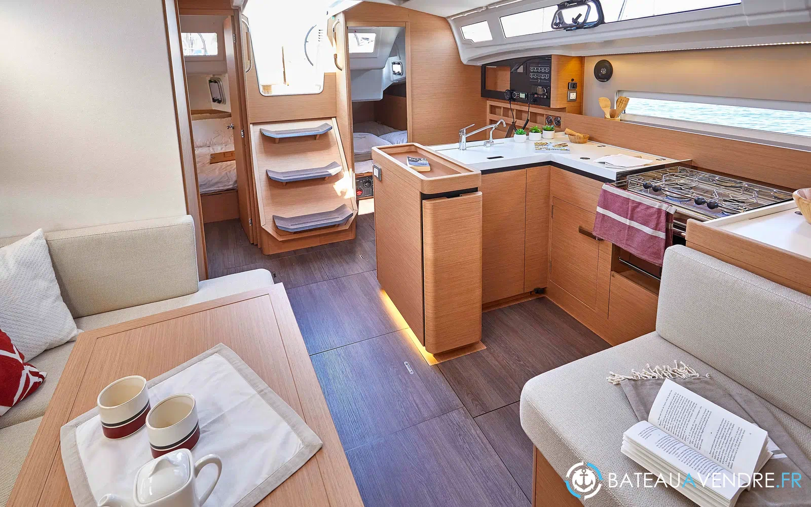 slider 13 Jeanneau Sun Odyssey 410