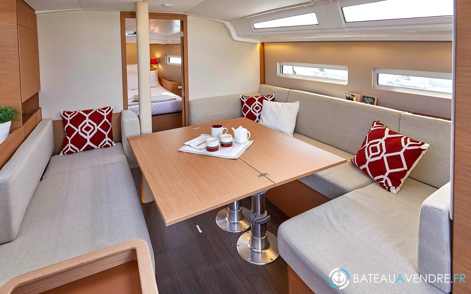 slider 14 Jeanneau Sun Odyssey 410