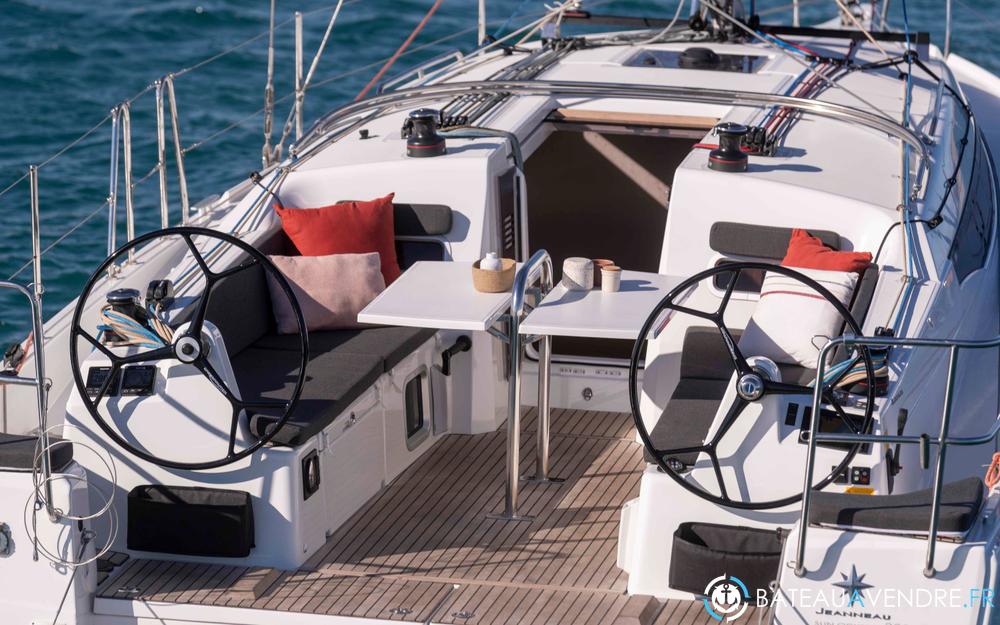 Jeanneau Sun Odyssey 380 interieur photo 5