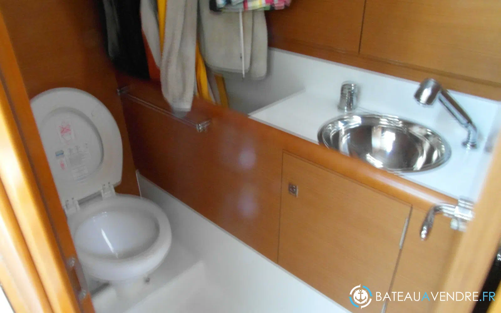 slider 6 Jeanneau Sun Odyssey 33 i