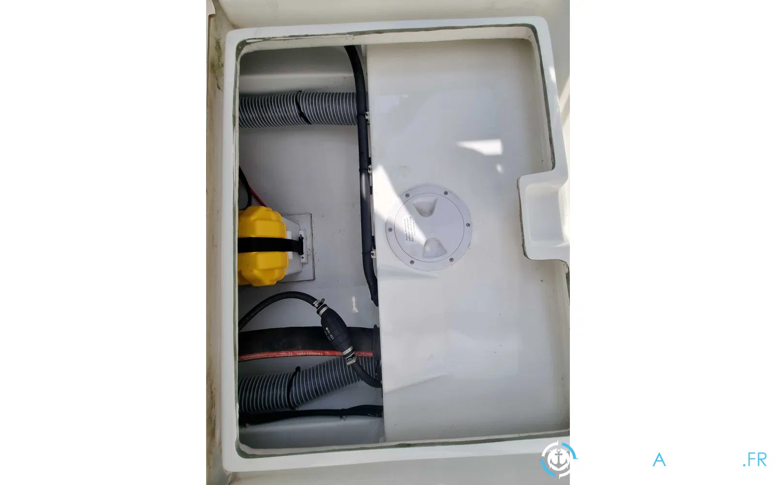 slider 13 Jeanneau Cap Camarat 5.5 CC Serie 2