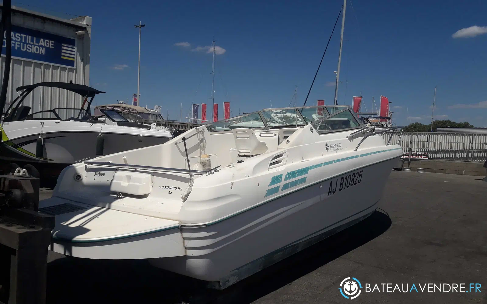 slider 2 Jeanneau Leader 705