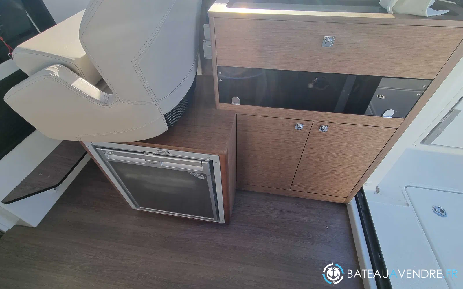slider 8 Jeanneau Merry Fisher 895 Sport