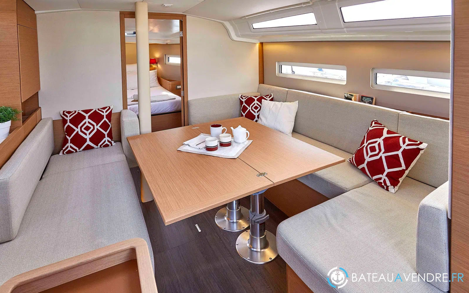 slider 14 Jeanneau Sun Odyssey 410